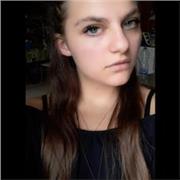 Sono una ragazza di 19 anni che offre lezioni private nelle materie di Matematica e Italiano